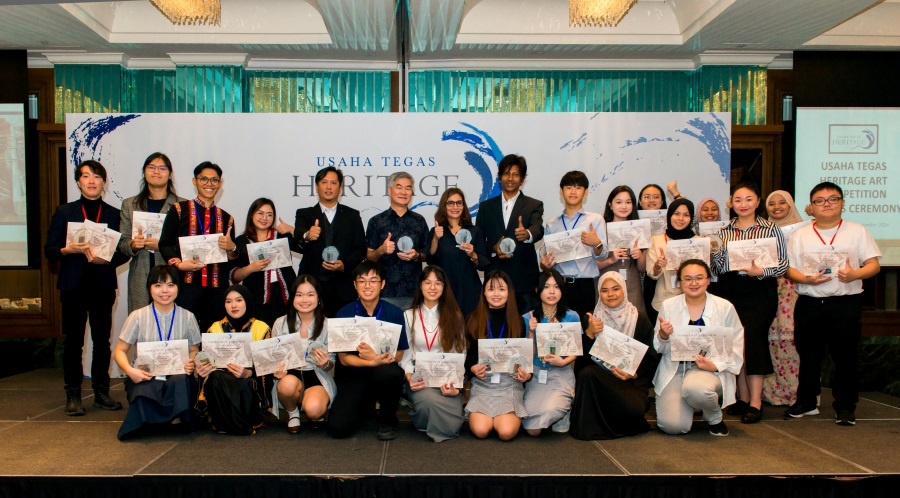 UTH_21_bakat_muda_diiktiraf_Anugerah_seni_Usaha_Tegas_Heritage_img2.jpg UTH_21_bakat_muda_diiktiraf_Anugerah_seni_Usaha_Tegas_Heritage_img2.jpg
